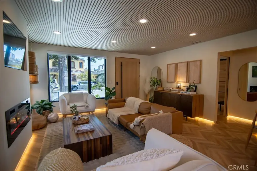 285 Ravenna, Long Beach, CA 90803 - Image #2