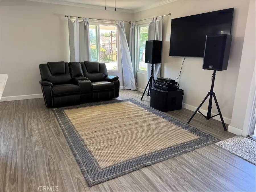 1183 Woodrail Dr, Vista, CA 92083 - #3