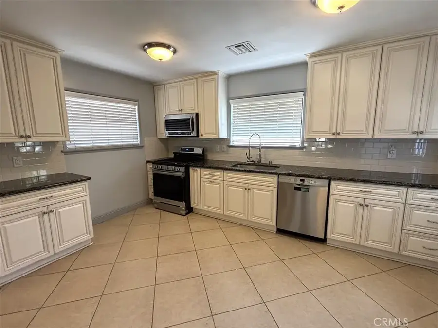 7065 E Stearns, Long Beach, CA 90815 - Image #3