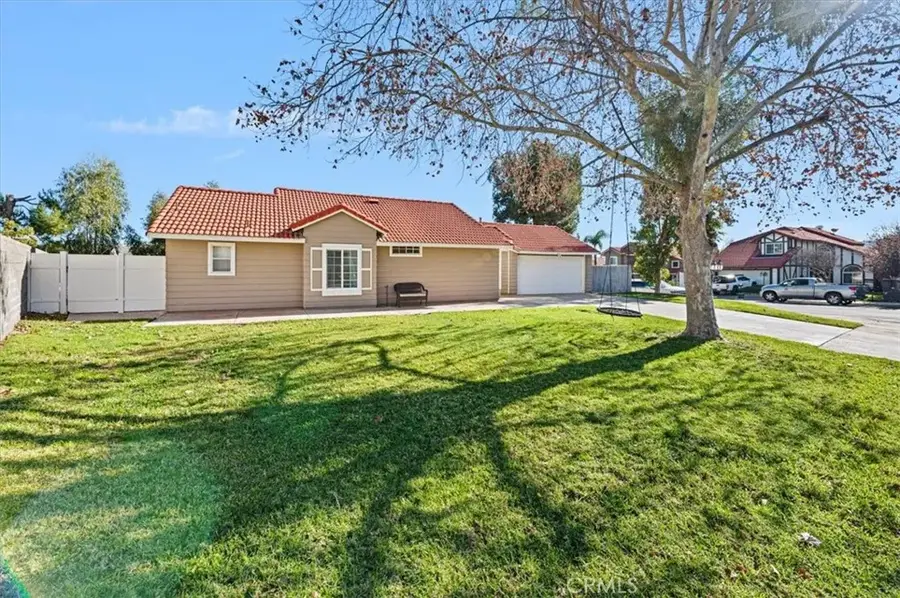 23316 Canyon Pines Place, Corona, CA 92883 - #2