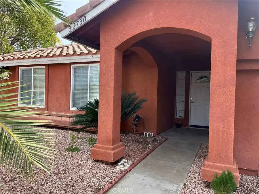 32730 Royal Oak Lane, Lake Elsinore, CA 92530 - Image #2