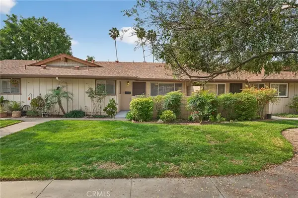 1752 E Commonwealth #102, Fullerton, CA 92831