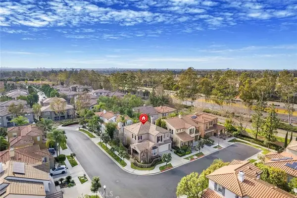 8 Versailles, Irvine, CA 92602