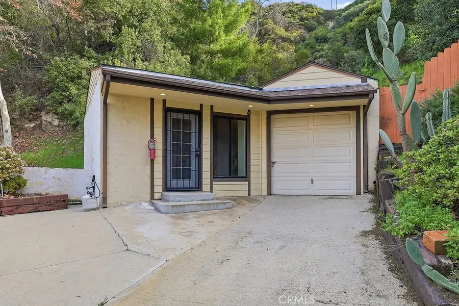 24300 Sylvan Glen, Calabasas, CA 91302 - #3