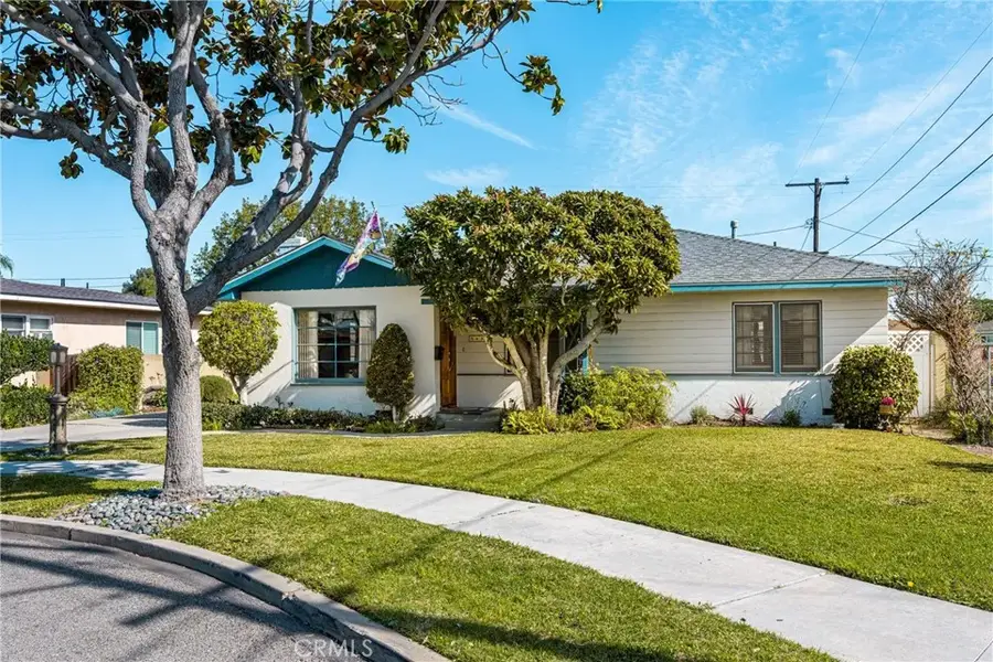 568 S Grove Avenue, Anaheim, CA 92805 - Image #3