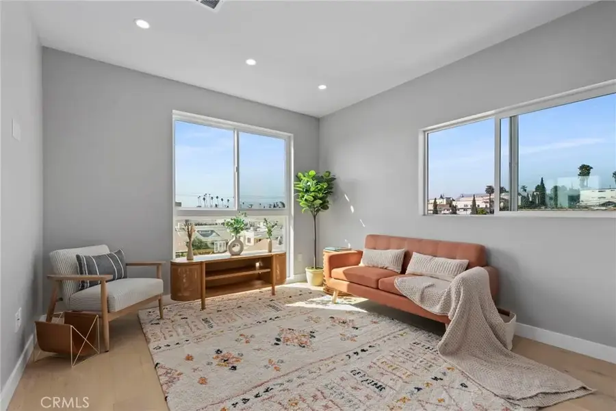 315 N Normandie, Los Angeles, CA 90004 - #2