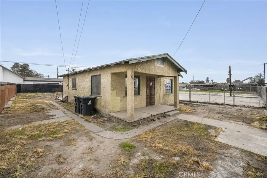 1822 W 4th, Santa Ana, CA 92703 - #2