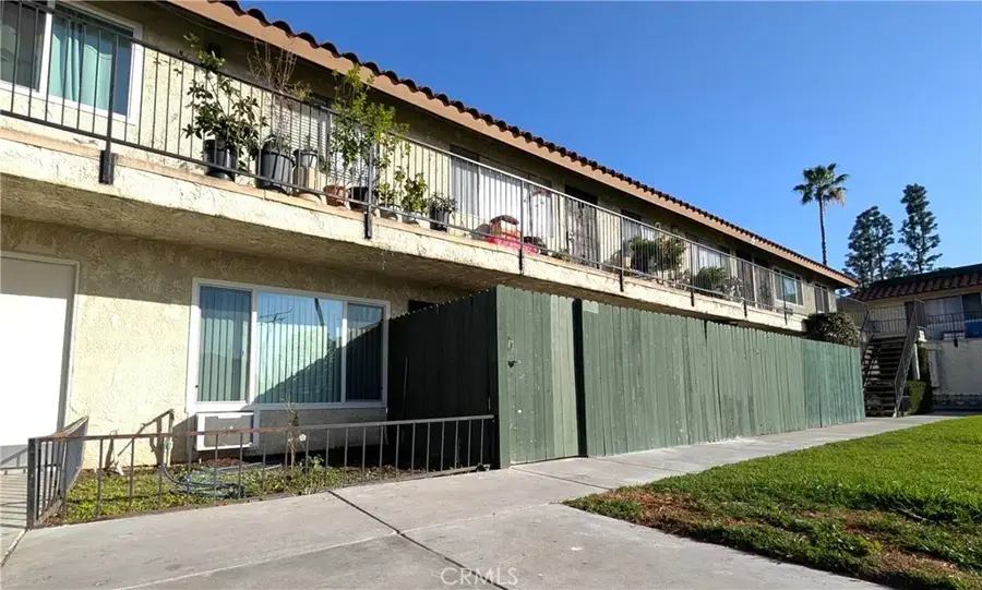 1422 Peckham #A, Fullerton, CA 92833 - Image #2