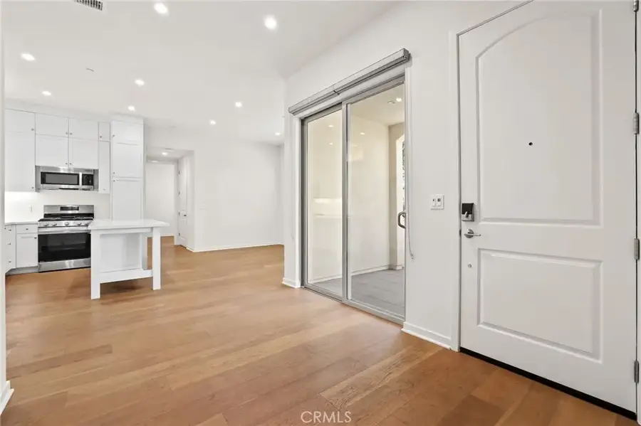 753 Spring Gdn, Irvine, CA 92618 - #3