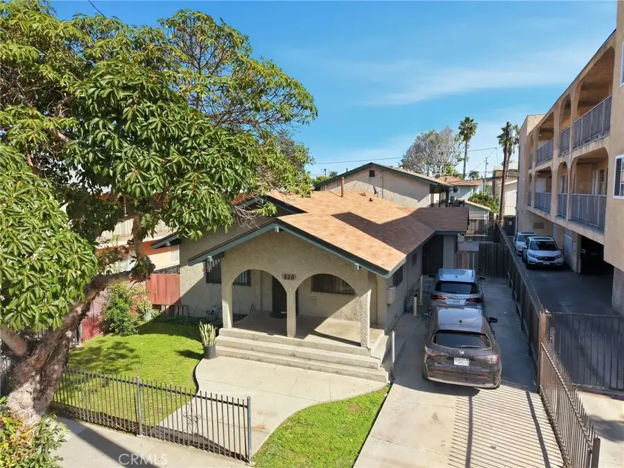 826 Gaviota, Long Beach, CA 90813 - #2