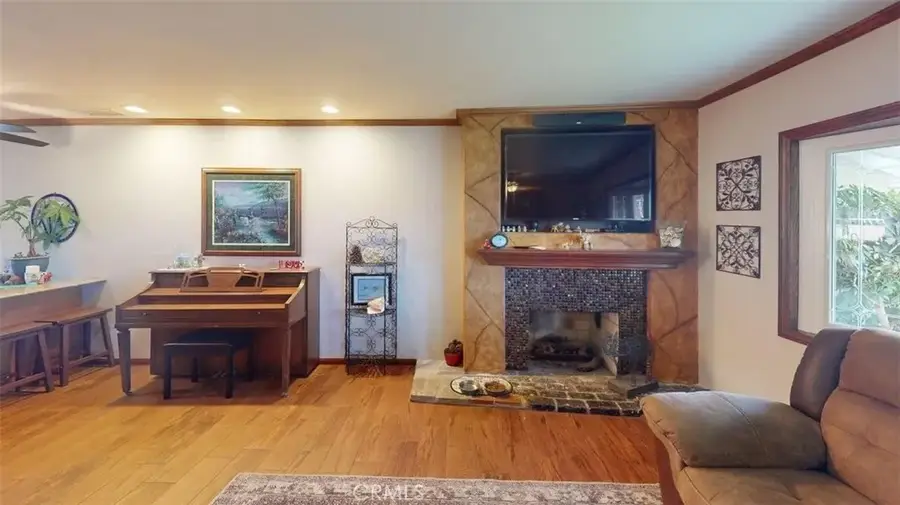 10452 Courson, Stanton, CA 90680 - #3