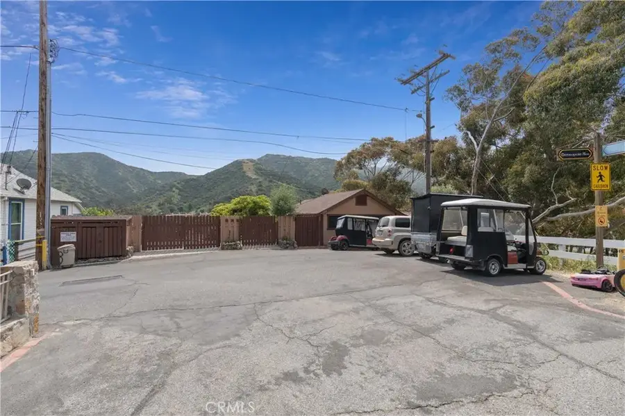 358 Metropole Avenue, Avalon, CA 90704 - #3