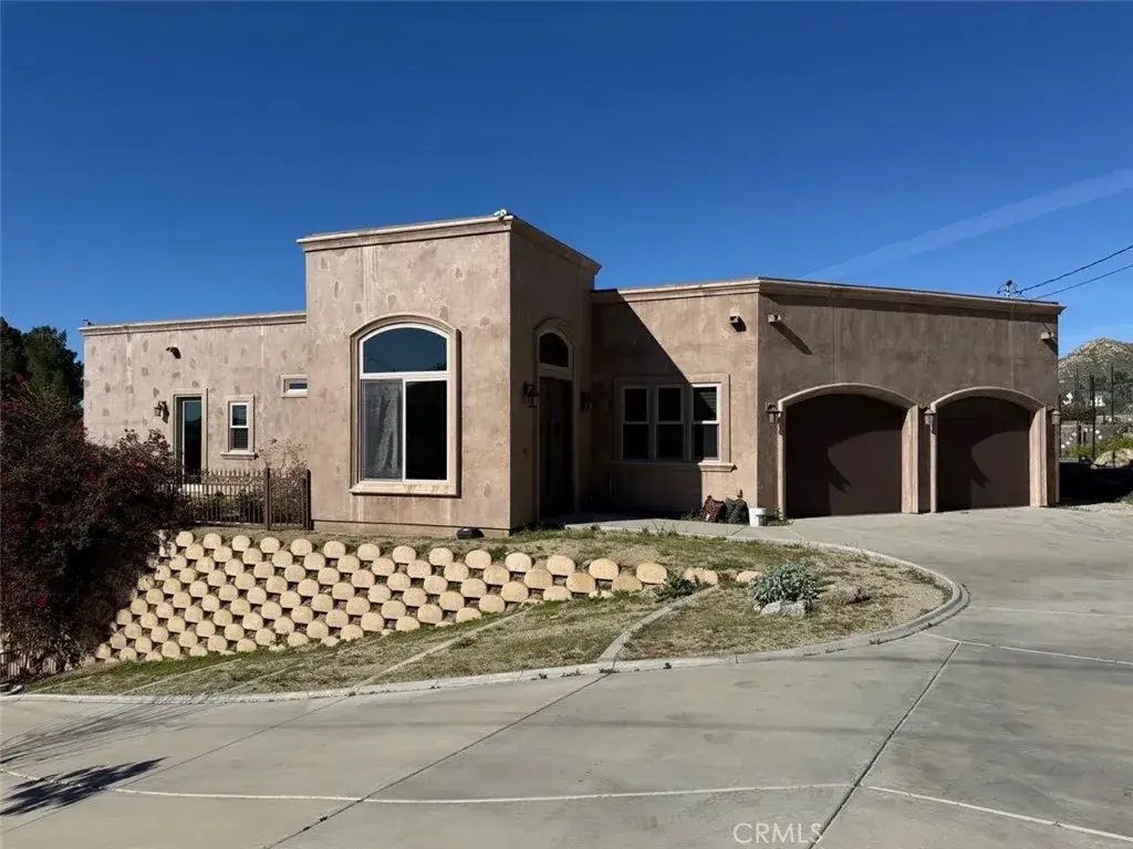 3000 Galaxie Heights, Riverside, CA 92507 - Image #1