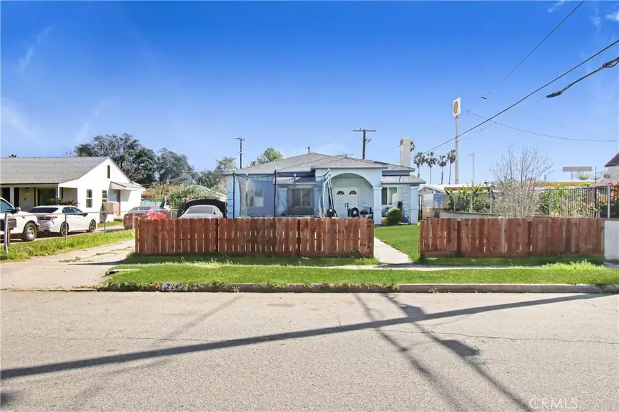 2249 Serrano, San Bernardino, CA 92405 - #2