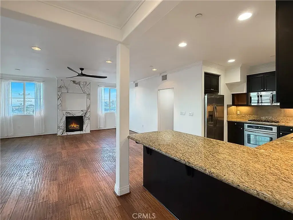 815 S Grand Avenue #9, San Pedro, CA 90731 - Image #1