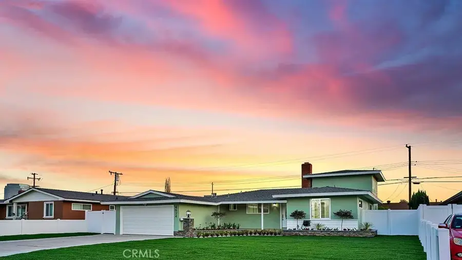 4524 W. Sirius, Orange, CA 92868 - #3