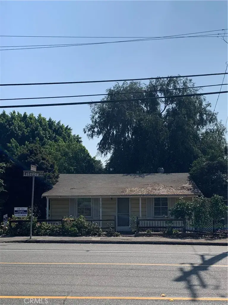 5172 Lakeview Avenue, Yorba Linda, CA 92886 - #2