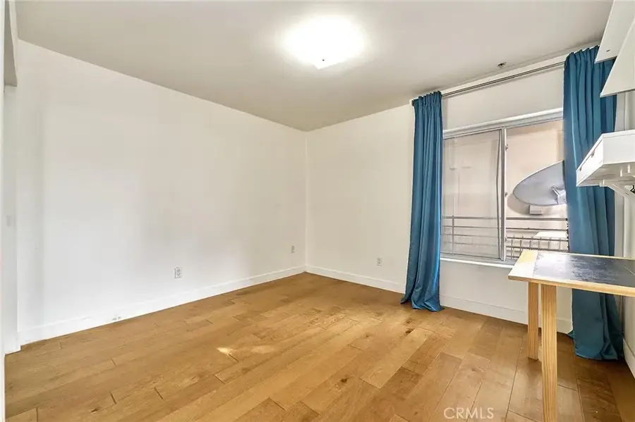 1036 S Serrano #105, Los Angeles, CA 90006 - #3