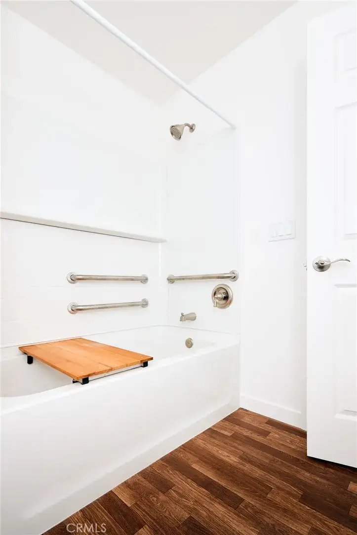 1750 E 63 Street #8, Los Angeles, CA 90001 - #3