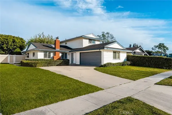 17588 Santa Paula, Fountain Valley, CA 92708