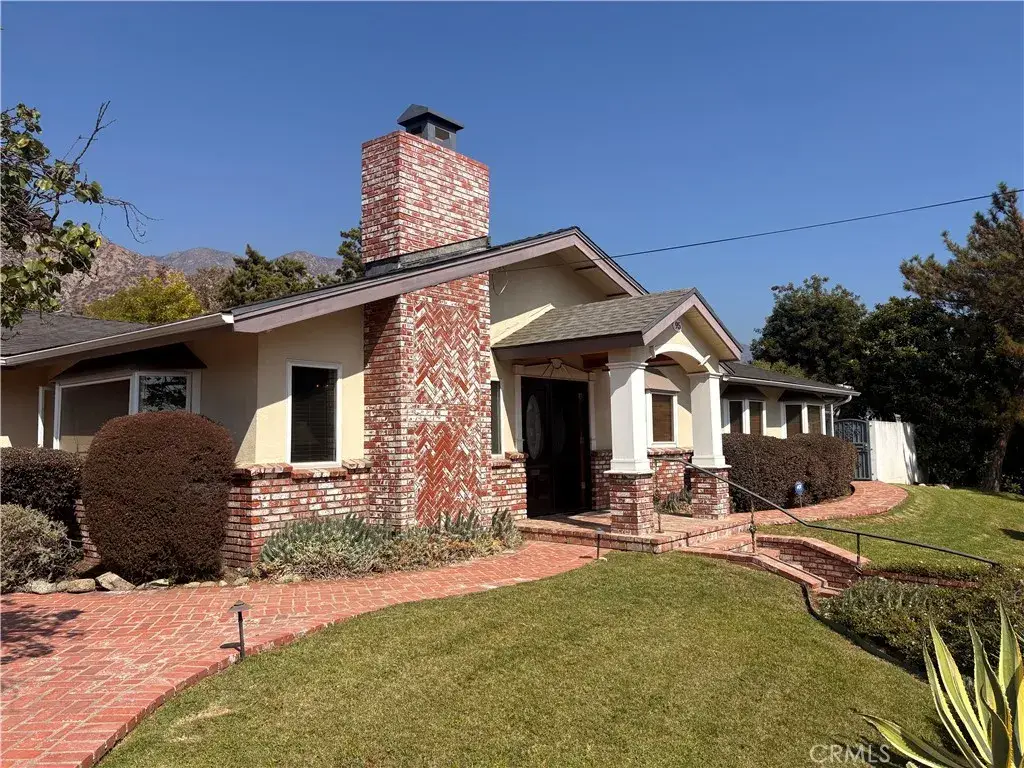 95 W. Laurel Avenue, Sierra Madre, CA 91024 - #1