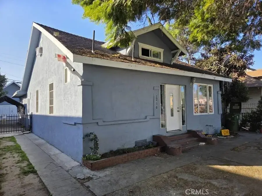 1210 42 Place, Los Angeles, CA 90011 - #3