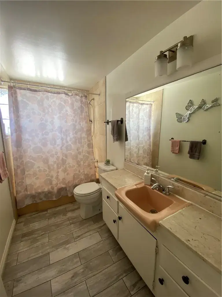 301 W Parkwood, La Habra, CA 90631 - #3