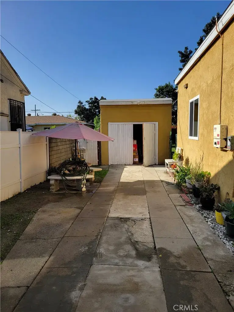 611 N Burris, Compton, CA 90221 - #3