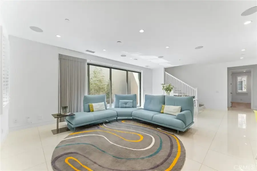 125 Toretta, Irvine, CA 92602 - #3