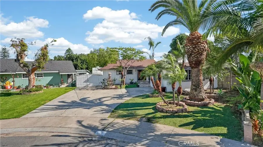 400 N Peach Knl, Anaheim, CA 92805 - #3