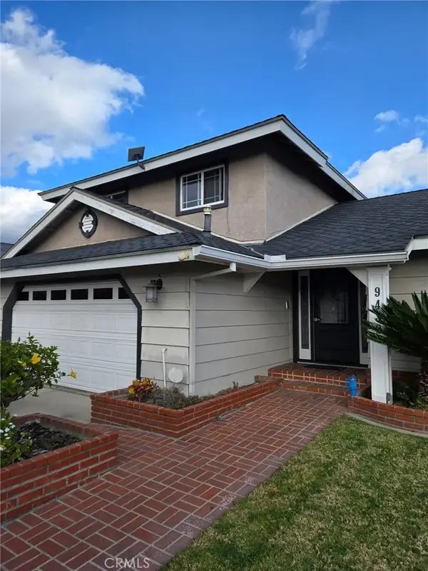 9432 Alderbury, Cypress, CA 90630