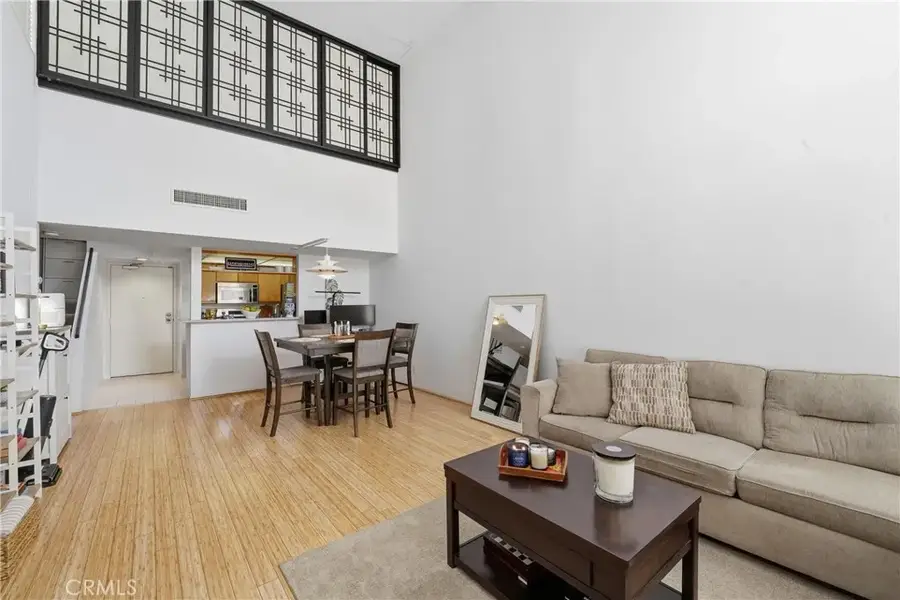 1119 Albany, Los Angeles, CA 90015 - #2