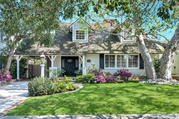 4110 Chestnut Avenue, Long Beach, CA 90807