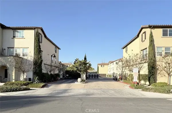 1530 W 1st #19, Santa Ana, CA 92703