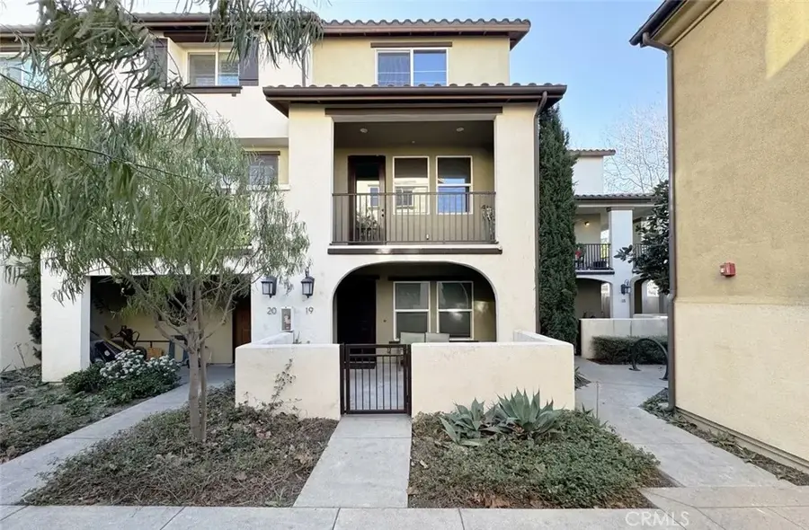 1530 W 1st #19, Santa Ana, CA 92703 - #2