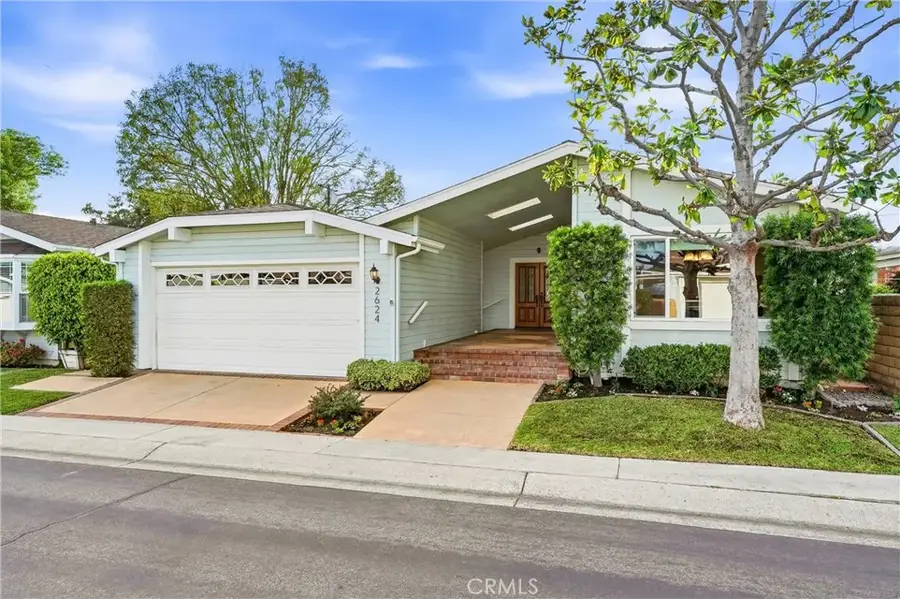 2624 Forest Lake #13, Santa Ana, CA 92705 - #3