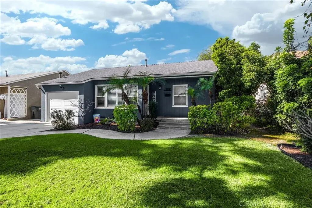 5533 Oliva Avenue, Lakewood, CA 90712 - #1