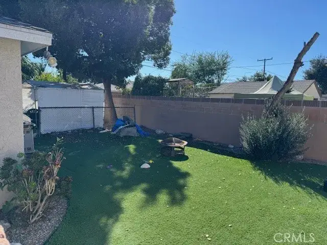 1050 E 72nd, Long Beach, CA 90805 - #2