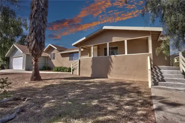 19124 Glenwood Avenue, Riverside, CA 92508