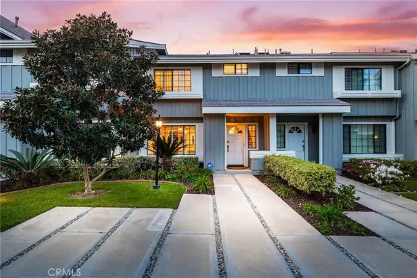 328 Regatta Way, Seal Beach, CA 90740