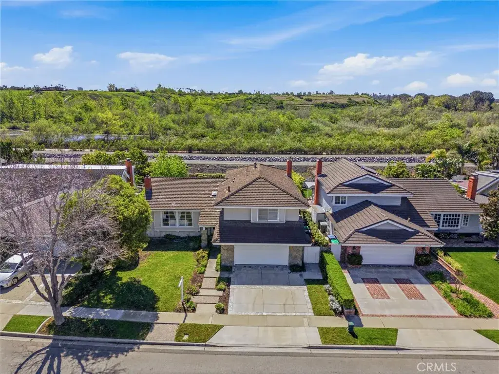 2021 Swan Drive, Costa Mesa, CA 92626 - #1