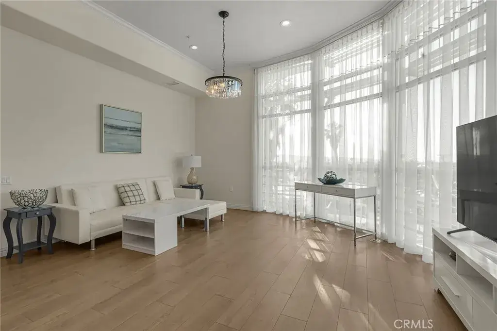 1598 Long Beach Boulevard #410, Long Beach, CA 90813 - #1