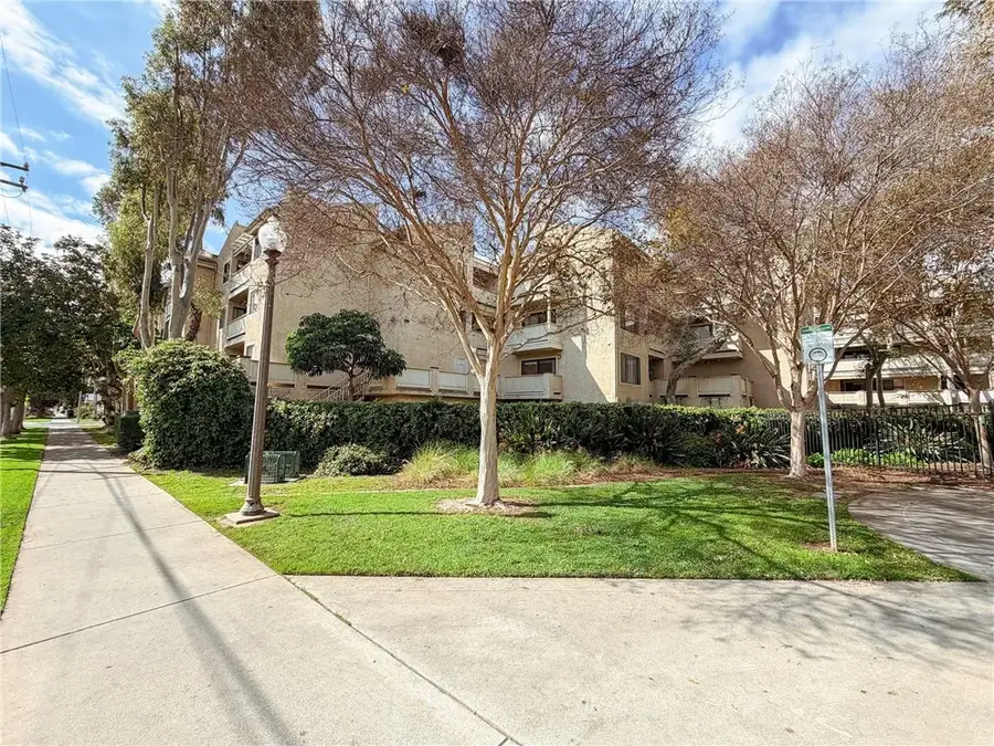 2343 E 17th Street #205, Long Beach, CA 90804 - #2