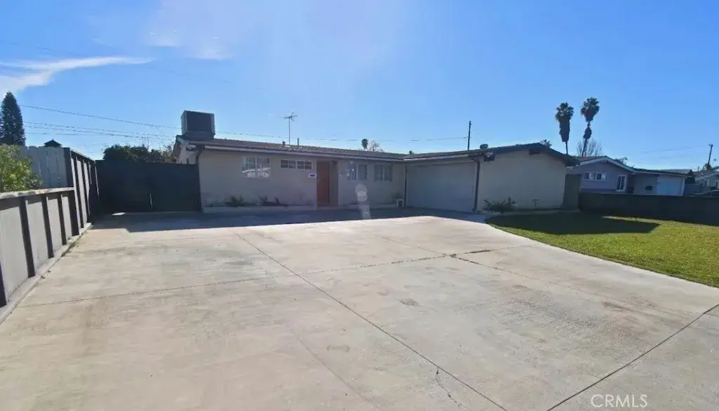 9562 Canton Avenue, Anaheim, CA 92804 - #1