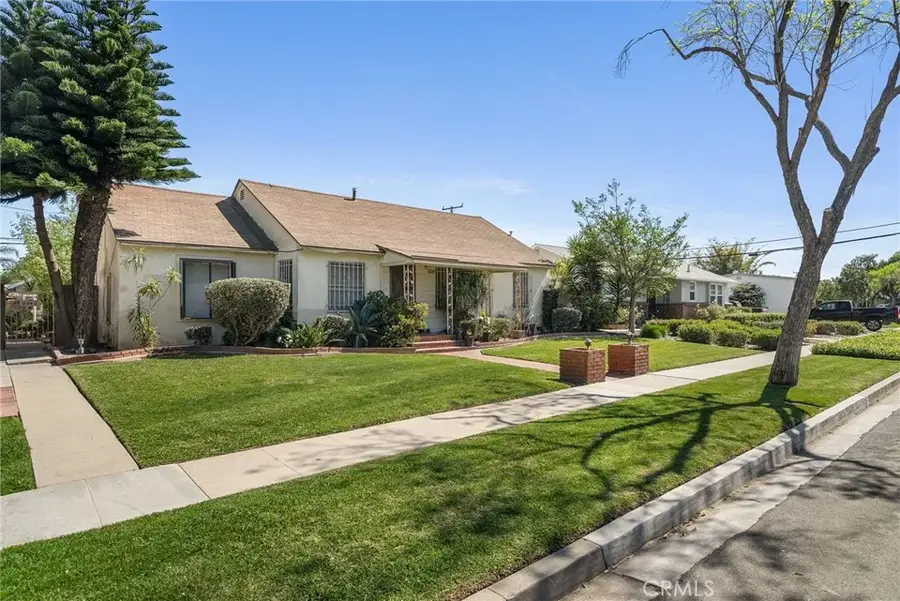 2038 San Anseline, Long Beach, CA 90815 - #2