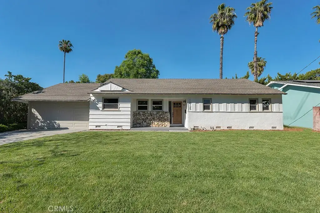 16125 Haynes Street, Van Nuys, CA 91406 - #1