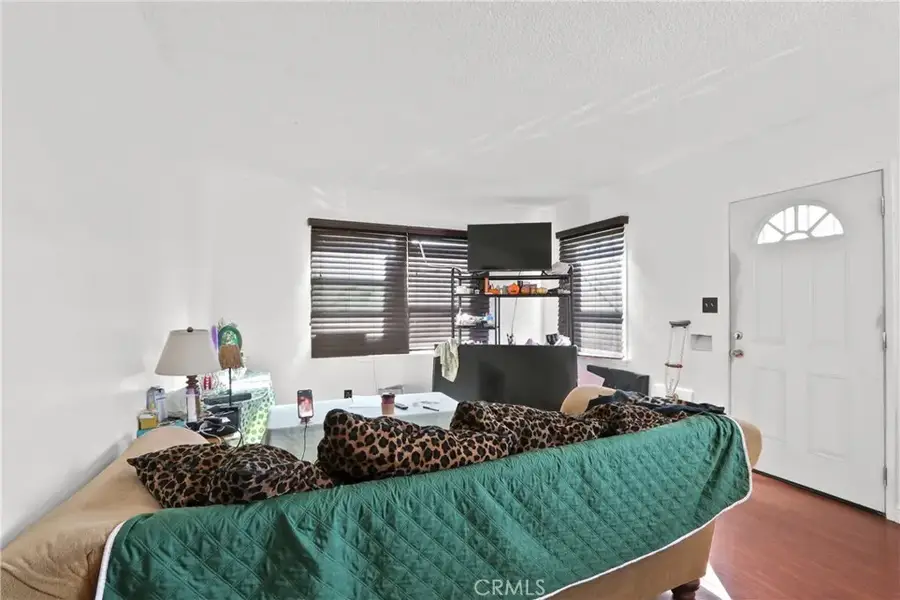 229 E Reeve, Compton, CA 90220 - #3