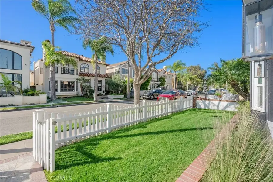 234 16th, Seal Beach, CA 90740 - #3