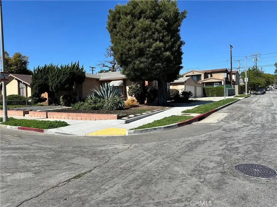 3745 E Ransom Street, Long Beach, CA 90804 - #3