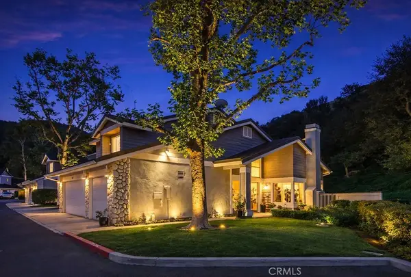 847 S Amber Lane, Anaheim Hills, CA 92807